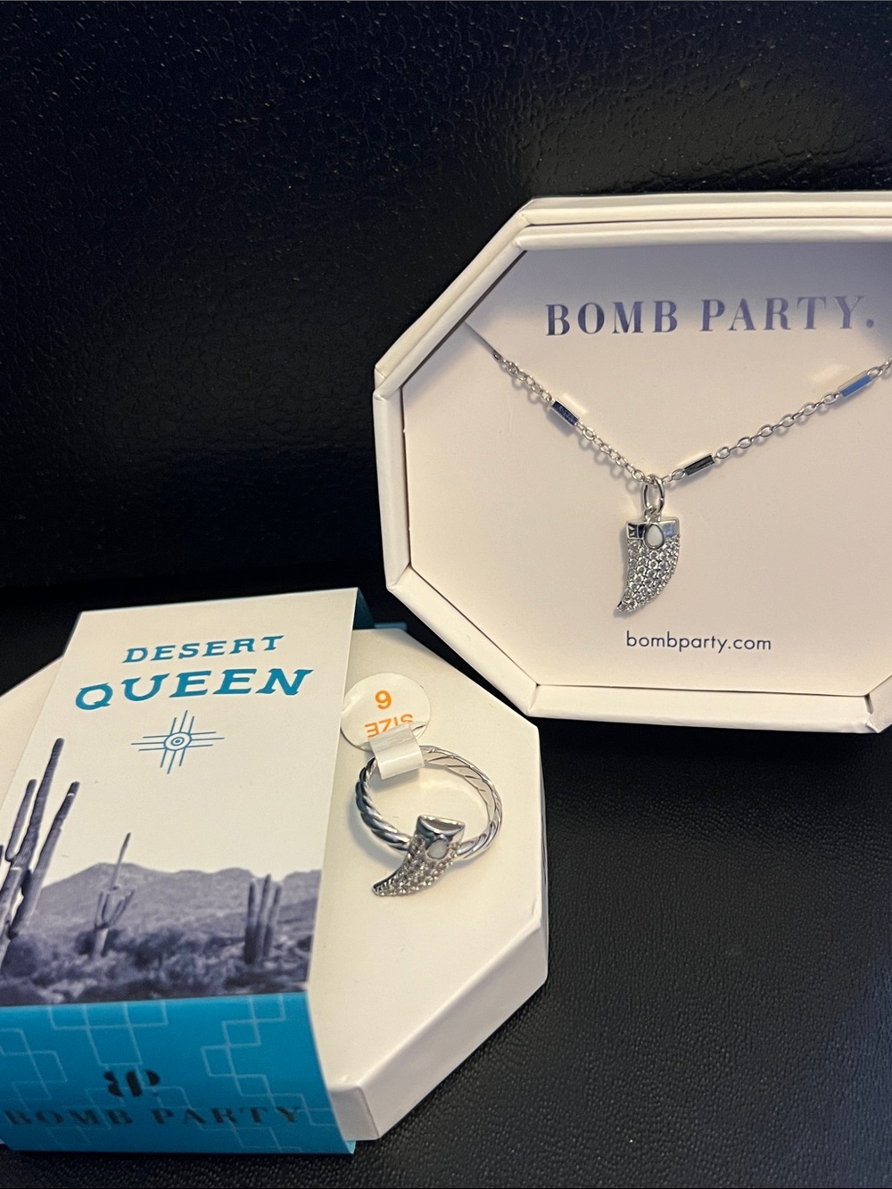 Bomb Party Desert Queen set